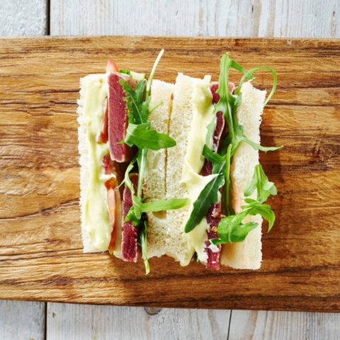 Frisse tonijnsandwiches