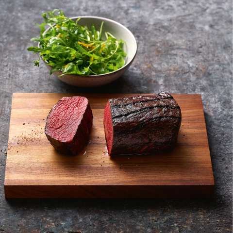 Langzaam gegrilde hertenrug